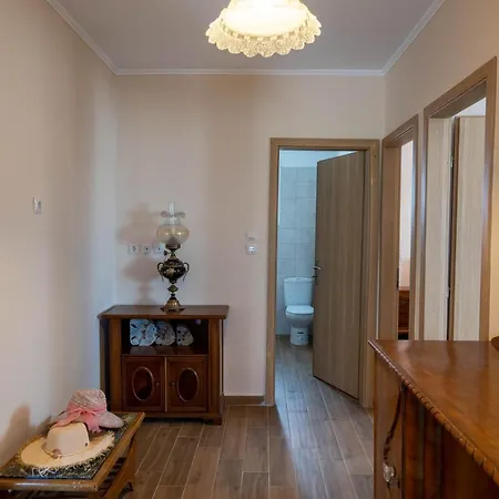 Artemis Traditional House Nyaraló