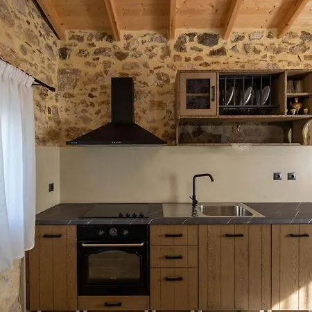 Artemis Traditional House Prázdninový dům