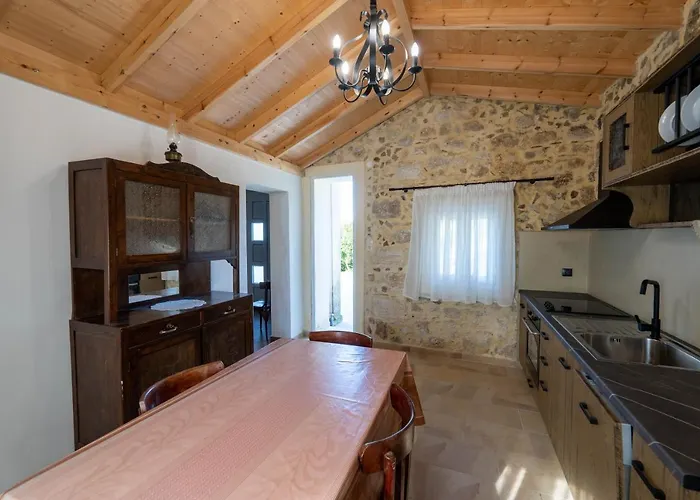 Artemis Traditional House Ferienhaus *