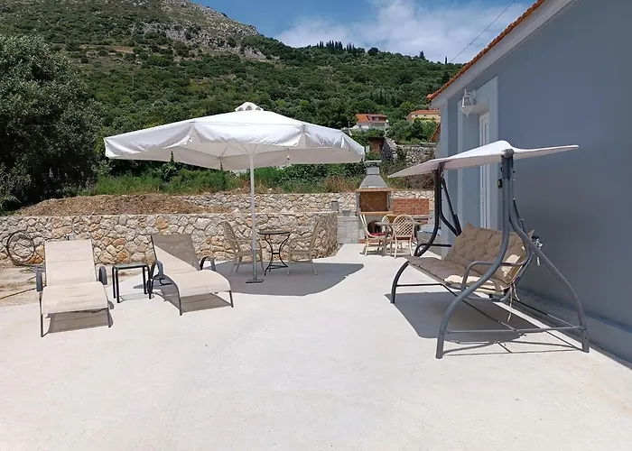 Ferienhaus Artemis Traditional House Valeriános