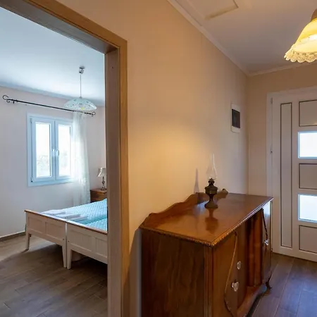 Дом отдыха Artemis Traditional House Valerianos